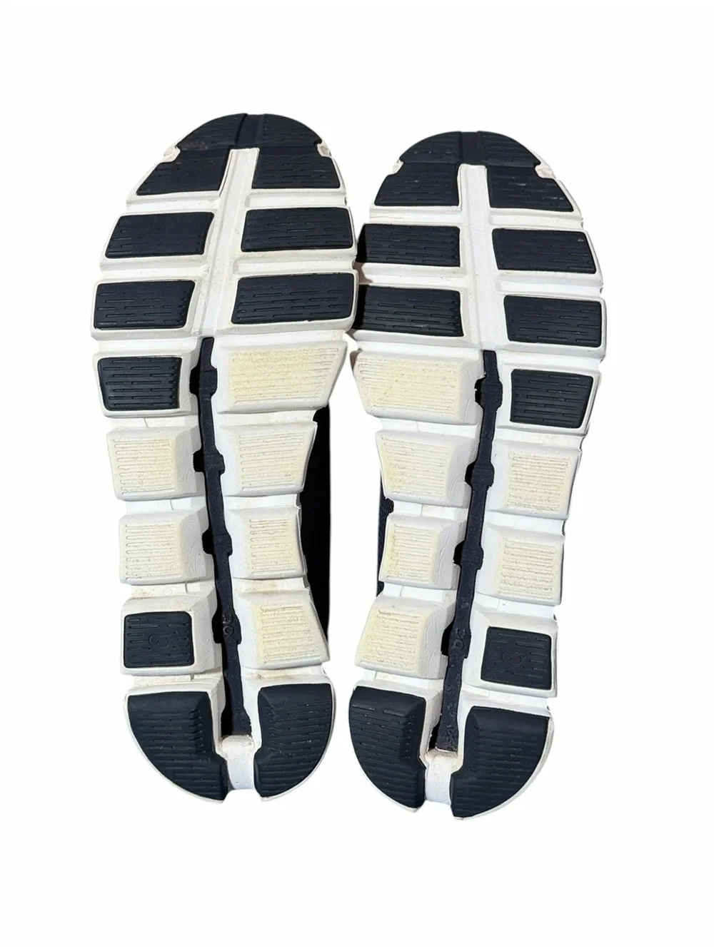 On Mens Cloud 6 Sneakers in Midnight Navy/White Sz 10